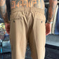 Pantaloncino elegante marrone con bottone